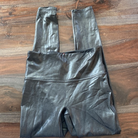 Spanx faux leather leggings - Picture 3 of 5